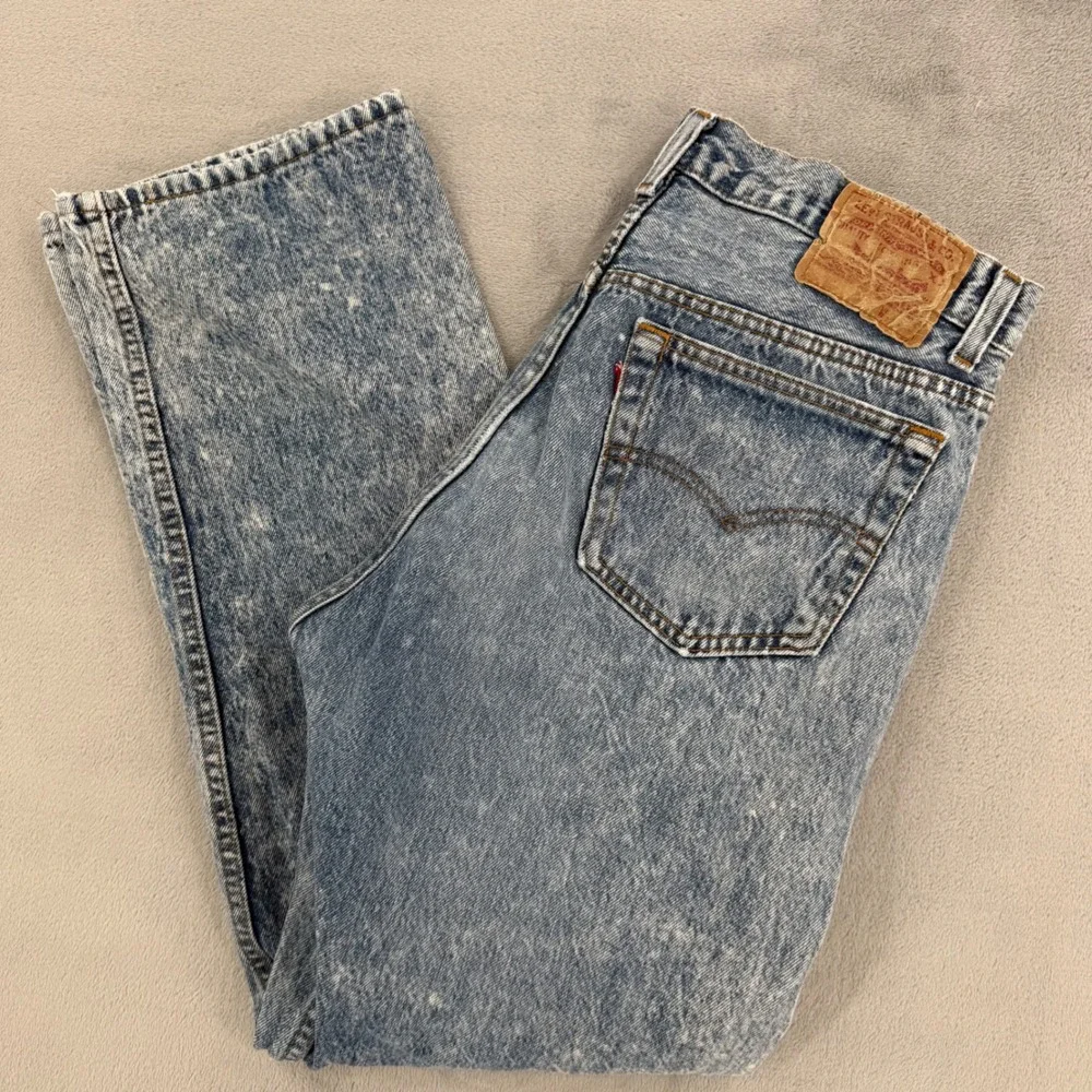 Vintage Levis 501 Acid Wash Jeans Mens 34x30 Made in USA Button Fly Blue Denim